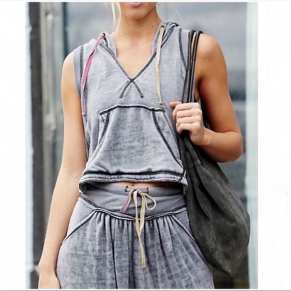 Free People Sleeveless hooded Sweat Shirt - Picture 2 of 10